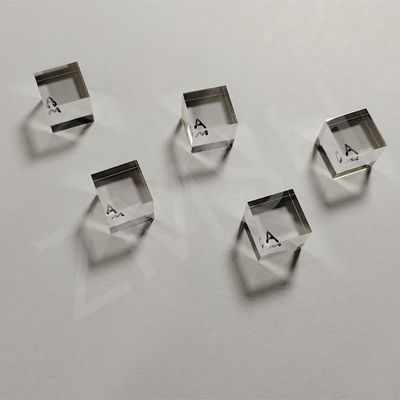 10x10x10mmt لنز نوری شفاف SiC 4H-SEMI سختی 9.0 شکل سفارشی