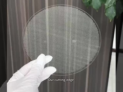 نمونه حفاری لیزر شیشه ای